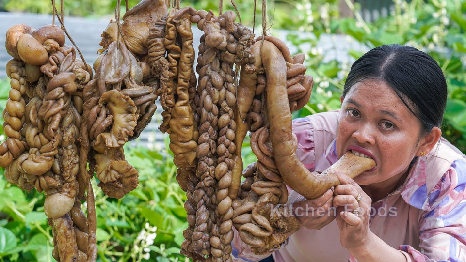 Eating Big Pig Intestine 30Kg Cook Pig Intestine Recipe & Sharing